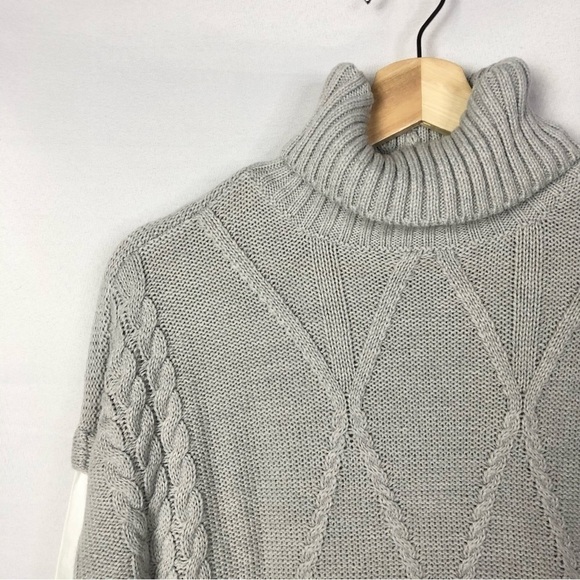 Sweet Halo Light Gray Cable Knit Mixed Media Turtleneck Sweater M - Picture 3 of 3